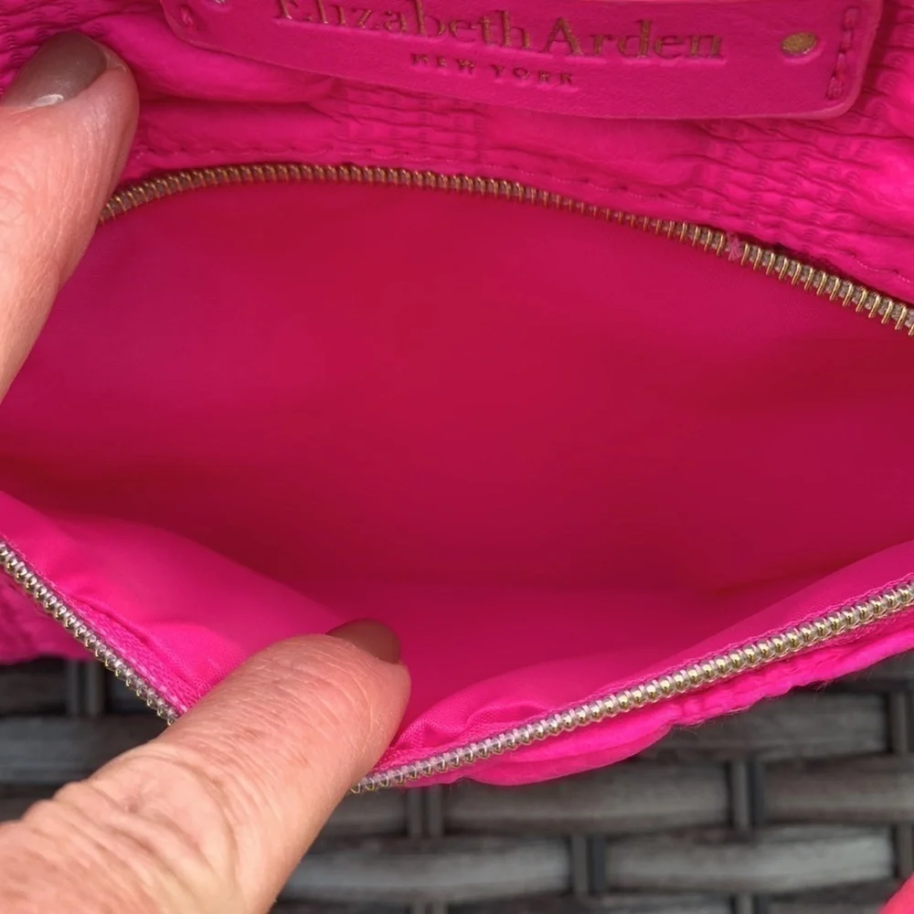 ELIZABETH Arden Hot Pink Ruched Cosmetic Case